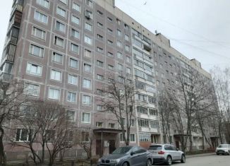 Продам четырехкомнатную квартиру, 73 м2, Санкт-Петербург, Долгоозёрная улица, 9