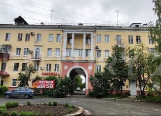 Продажа 4-комнатной квартиры, 80 м2, Свердловская область, улица Карла Маркса, 77