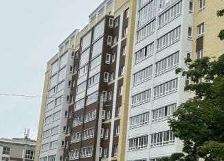 Продается двухкомнатная квартира, 67.2 м2, Вологодская область, Ленинградская улица, 108