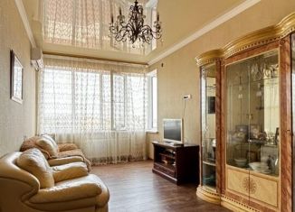 Продам трехкомнатную квартиру, 100 м2, Кабардино-Балкариия, Балкарская улица, 97к1