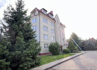 Продажа трехкомнатной квартиры, 101.4 м2, Калининград, Верхнеозёрная улица, 22Б