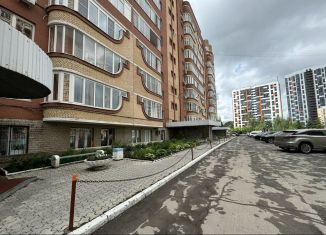 Сдается в аренду двухкомнатная квартира, 64.6 м2, Пермь, улица Малкова, 26, Дзержинский район