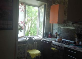 Продается 2-комнатная квартира, 42 м2, Магнитогорск, проспект Карла Маркса, 96