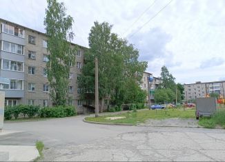 Продам 1-ком. квартиру, 32 м2, Кондопога, Октябрьское шоссе, 7