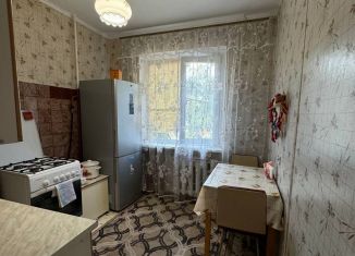 Продается 2-комнатная квартира, 50 м2, Карачаево-Черкесия, улица Карла Маркса, 112