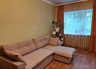 Продаю 2-ком. квартиру, 43 м2, Екатеринбург, Кировский район, улица Учителей, 7