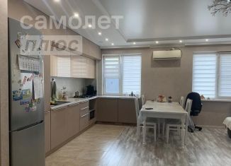 Продам четырехкомнатную квартиру, 110 м2, Ставропольский край, улица Льва Толстого, 45