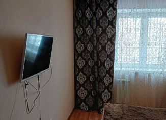 Сдам в аренду 1-комнатную квартиру, 45 м2, Тюменская область, улица Николая Зелинского, 1к1
