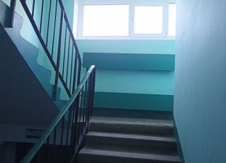 Продажа 2-комнатной квартиры, 51 м2, Тольятти, улица 70 лет Октября, 48