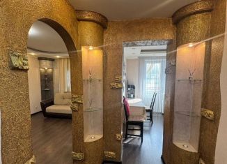 Сдаю в аренду 1-ком. квартиру, 38 м2, Курск, улица Пучковка, 17В