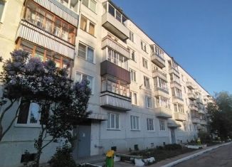 Продаю 3-ком. квартиру, 64 м2, Кирово-Чепецк, Речная улица, 10к2