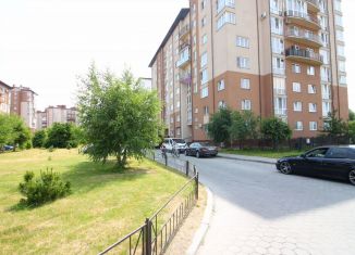 Сдам 1-ком. квартиру, 45 м2, Калининград, Римская улица, 22, ЖК Восток