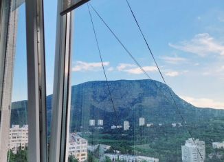 Продажа 2-ком. квартиры, 60 м2, посёлок городского типа Партенит, Фрунзенское шоссе, 19