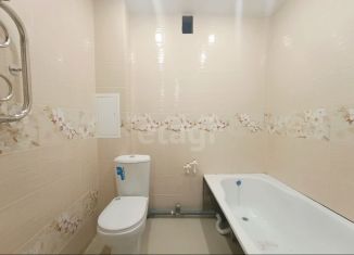 Продаю 2-ком. квартиру, 47.4 м2, Вязьма, улица Матросова, 6