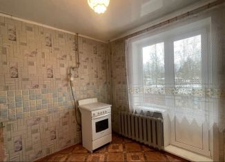 Продажа 3-ком. квартиры, 67.2 м2, Псковская область, Автозаводская улица, 1