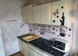 Сдается 2-ком. квартира, 51 м2, Таганрог, 7-й Новый переулок, 100к1