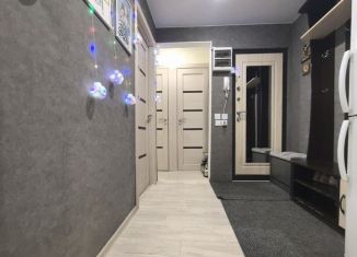 Продается 3-комнатная квартира, 56.6 м2, Благовещенск, Амурская улица, 114