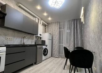 Сдам в аренду 1-ком. квартиру, 44 м2, Ярославль, 2-я Бутырская улица, 46к2