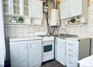 Продам 1-ком. квартиру, 32 м2, Гатчина, улица Рысева, 55