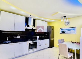 Продам 2-ком. квартиру, 73 м2, Саратов, Одесская улица, 7А