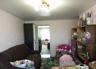 Трехкомнатная квартира на продажу, 57.8 м2, Мантурово, Совхозная улица, 21