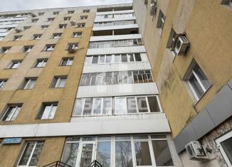 Сдам в аренду торговую площадь, 15 м2, Уфа, Айская улица, 50