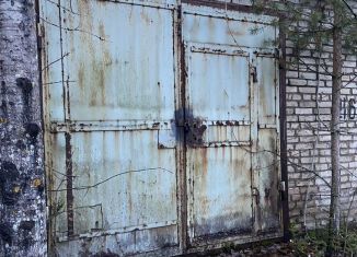 Продам гараж, Луга, площадь Мира