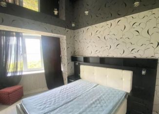 Продается трехкомнатная квартира, 75 м2, Вилючинск, улица Нахимова, 46