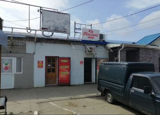 Сдаю в аренду торговую площадь, 37 м2, Гулькевичи, улица 50 лет ВЛКСМ, 4/1