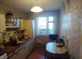 Продажа 3-ком. квартиры, 87 м2, Челябинск, Мартеновская улица, 16, Металлургический район