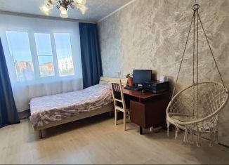 Продам двухкомнатную квартиру, 44 м2, Дмитров, микрорайон имени А.М. Маркова, 9