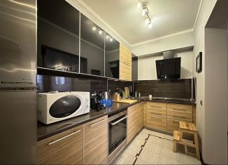 Сдается в аренду 3-комнатная квартира, 81 м2, Краснодар, Березанская улица, 89, микрорайон Центральный