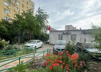 Продам 1-ком. квартиру, 22 м2, Новороссийск, Мысхакское шоссе, 52