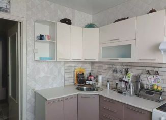 Продам 1-ком. квартиру, 40.4 м2, Тобольск, 4-й микрорайон, 43