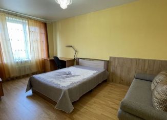 Сдам в аренду 1-ком. квартиру, 37 м2, Тюмень, улица Николая Зелинского, 24, ЖК Домостроитель