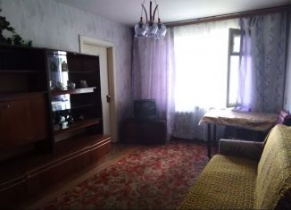 Сдается в аренду двухкомнатная квартира, 48 м2, Ярославская область, улица Труфанова, 9