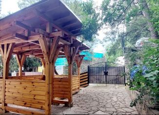 Сдается дом, 100 м2, Алупка, улица Ленина, 42Ж