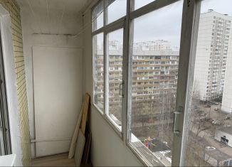 Продаю однокомнатную квартиру, 40 м2, Москва, Беловежская улица, 39к3, станция Немчиновка