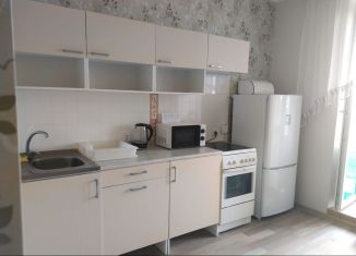 Сдаю однокомнатную квартиру, 45 м2, Казань, улица Галимджана Баруди, 18А, Кировский район