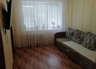 Продается 4-комнатная квартира, 62 м2, Азнакаево, улица Хасанова, 29