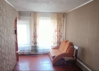 Продается 2-ком. квартира, 36 м2, Сарапул, улица Гагарина, 25