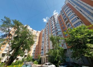 Сдается 2-комнатная квартира, 60 м2, Москва, улица Госпитальный Вал, 5с1, метро Электрозаводская