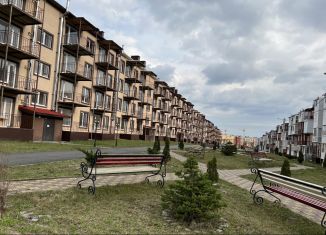 Продажа 2-комнатной квартиры, 45 м2, поселок Дубовое, Белогорская улица, 4