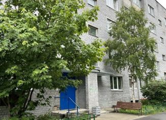 Сдается двухкомнатная квартира, 51 м2, Полярные Зори, улица Пушкина, 2