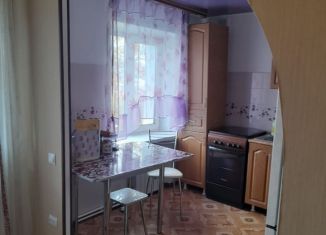 Продам двухкомнатную квартиру, 39.7 м2, Белогорск, улица Малиновского, 4