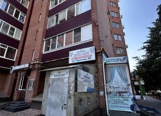 Продажа торговой площади, 53.1 м2, Ставрополь, микрорайон № 34, улица 50 лет ВЛКСМ, 29