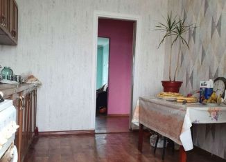 Продается 3-комнатная квартира, 65.6 м2, Алагир, улица К. Хетагурова, 231