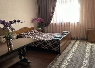 Сдается однокомнатная квартира, 40 м2, Дагестан, Карьерная улица, 2в