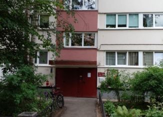 Продам однокомнатную квартиру, 32 м2, Санкт-Петербург, улица Партизана Германа, 26к1, улица Партизана Германа