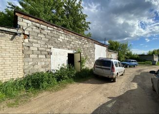 Продаю гараж, 30 м2, поселок городского типа Камские Поляны